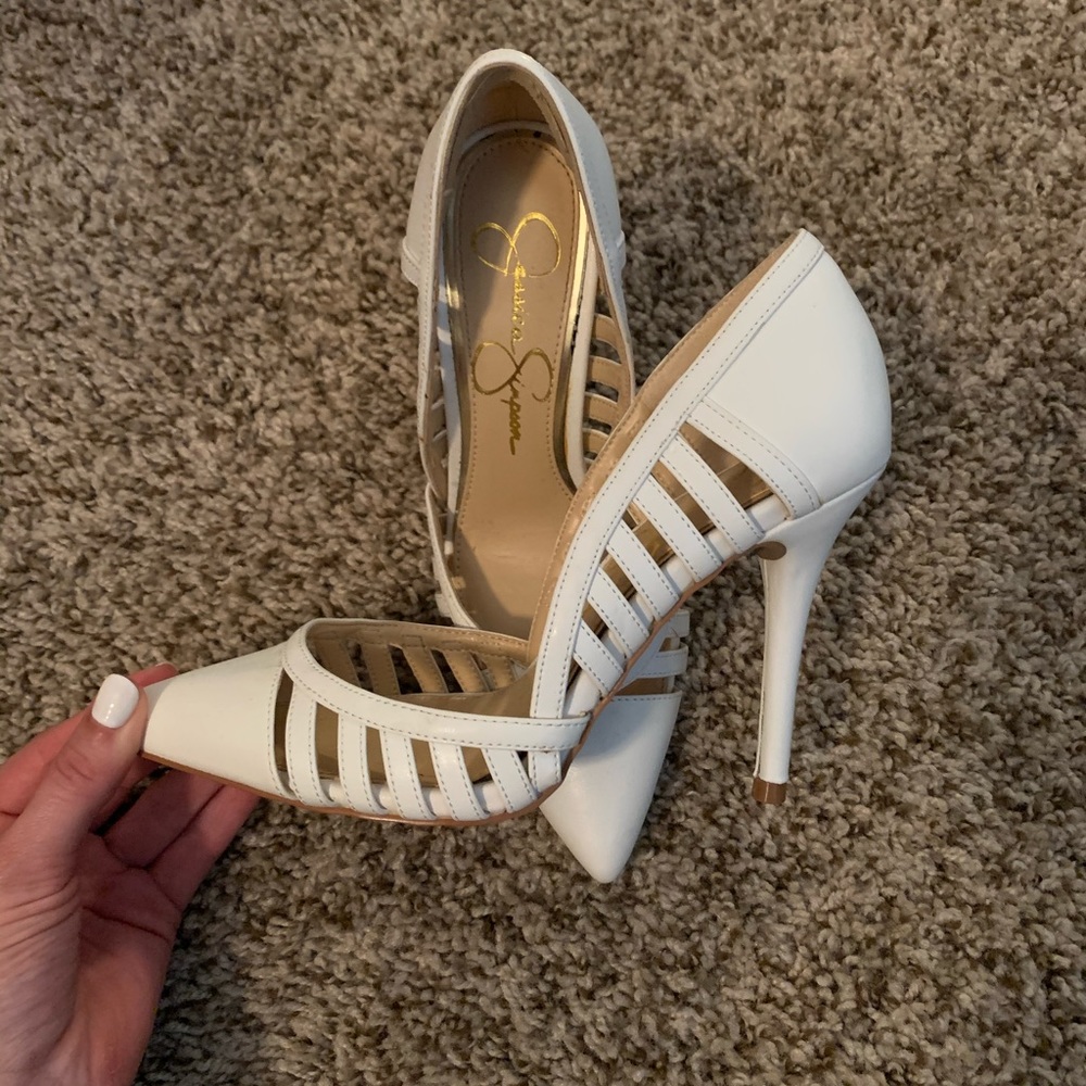 Jessica Simpson- white cutout pumps
